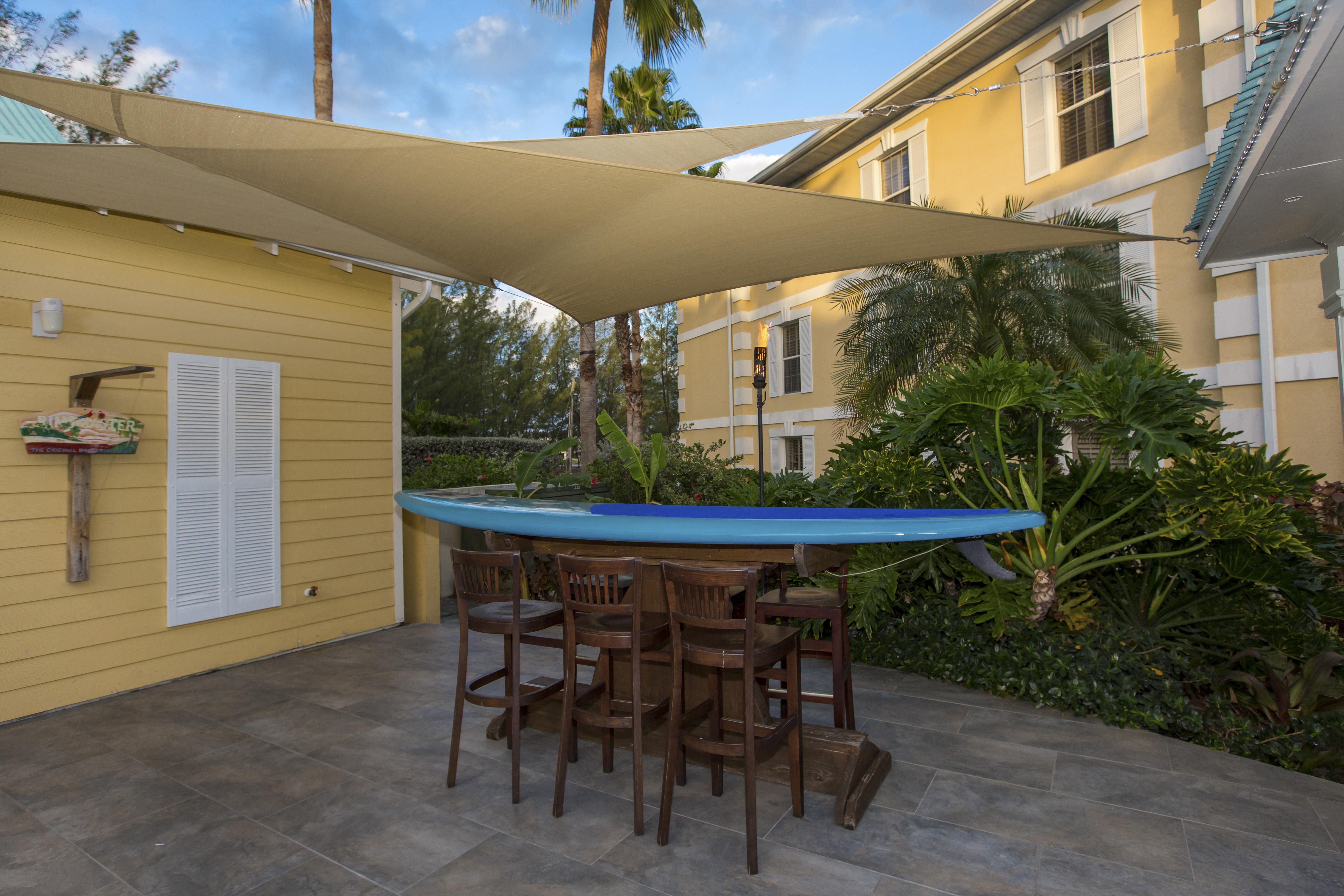 ווסט ביי Sunshine Suites Resort מראה חיצוני תמונה