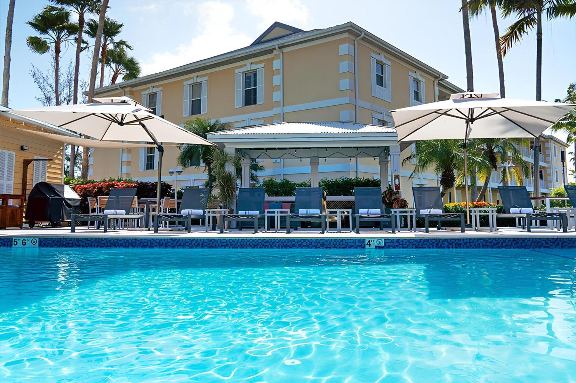 ווסט ביי Sunshine Suites Resort מראה חיצוני תמונה